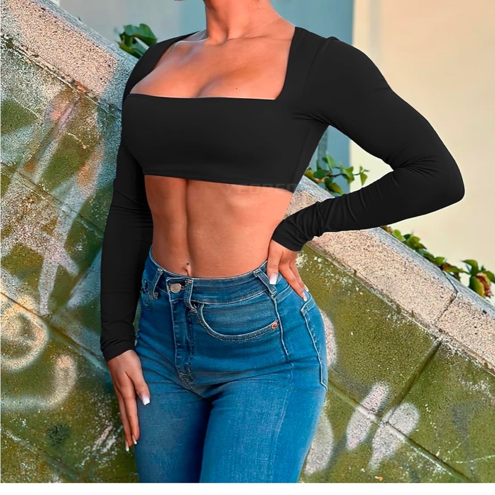 Crop top - Picture 5 of 7